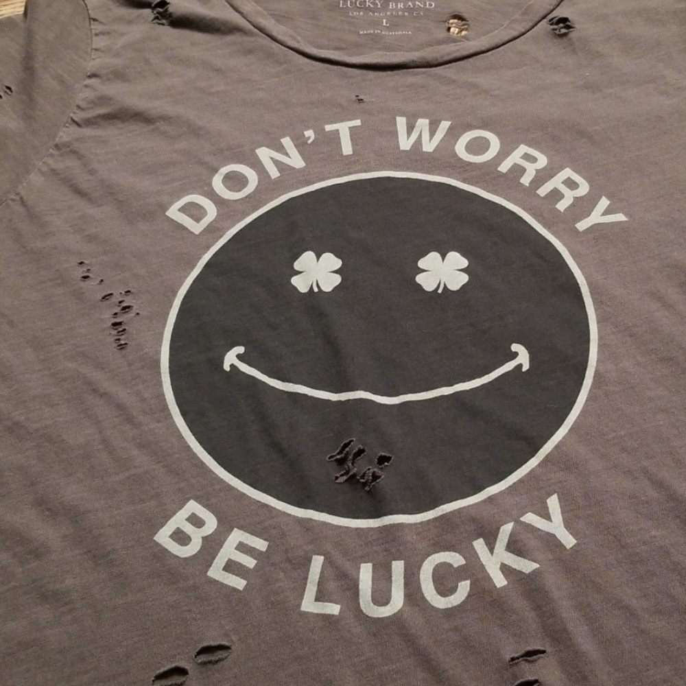 Women's/ Juniors Lucky Brand Destroyed graphic tee